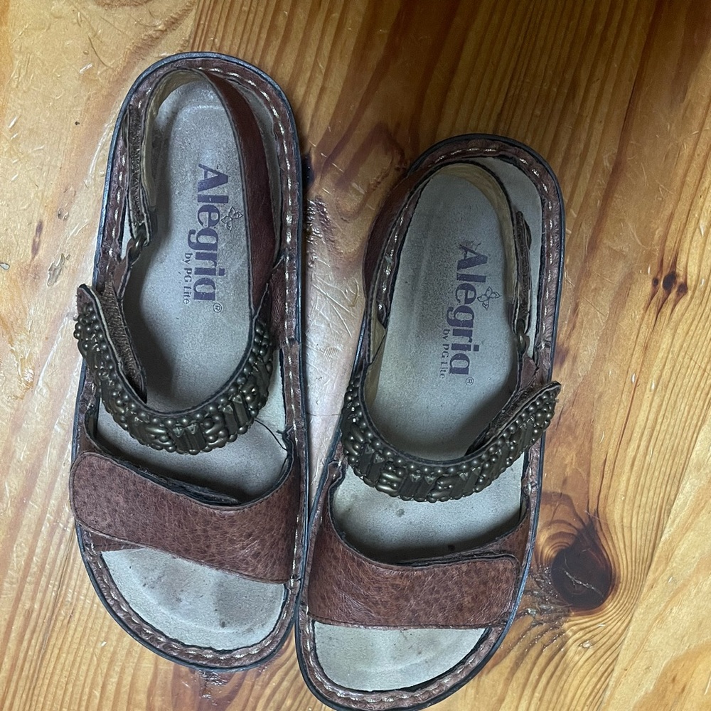 Women’s Sandals